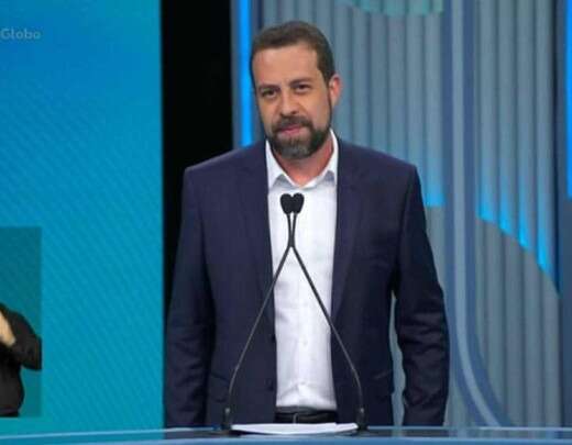 Boulos exibe exame toxicolÃ³gico e desafia MarÃ§al a realizar psicotÃ©cnico