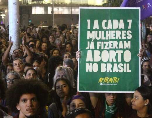 VÃ­tima de estupro tem aborto legal negado em trÃªs hospitais pÃºblicos