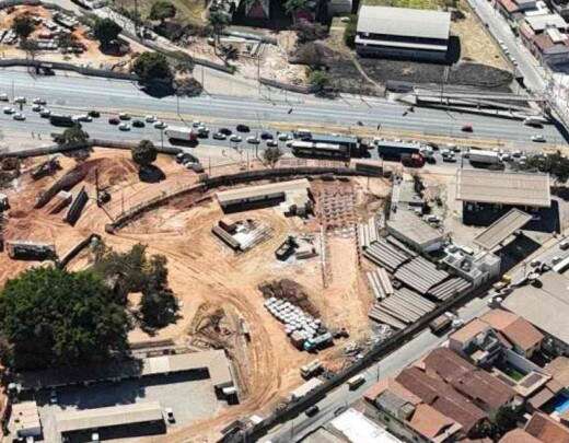 Faixa de avenida em BH serÃ¡ fechada para obra em viaduto; veja desvios