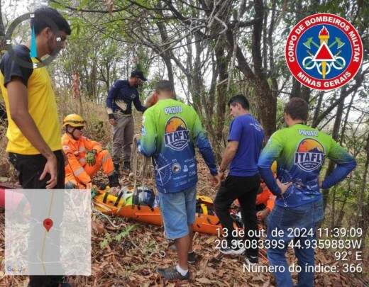 Piloto de parapente perde controle e cai em regiÃ£o de mata fechada em Minas