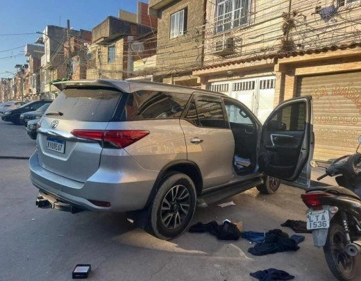 OperaÃ§Ã£o contra roubo de veÃ­culos tem um morto, baleados e presos