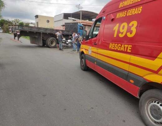 MG: acidente entre caminhÃ£o e motocicleta deixa um ferido em Formiga