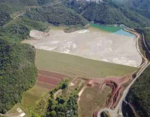 Sirene de emergÃªncia de barragem em MG toca e deixa moradores desesperados