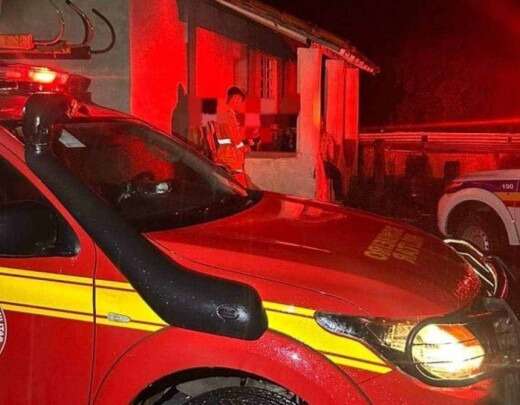 MG: bombeiros resgatam grupo que se perdeu em trilha