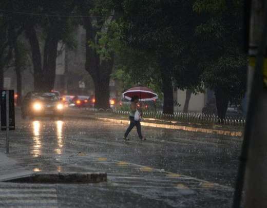 Novembro pode ter chuva acima da mÃ©dia em Minas