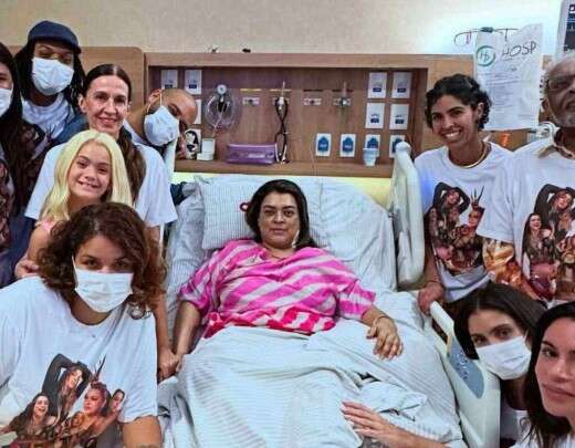 Preta Gil passa o rÃ©veillon em quarto de hospital com famÃ­lia e amigos