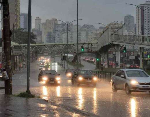 Quando vai parar de chover em BH? Veja o que dizem os meteorologistas