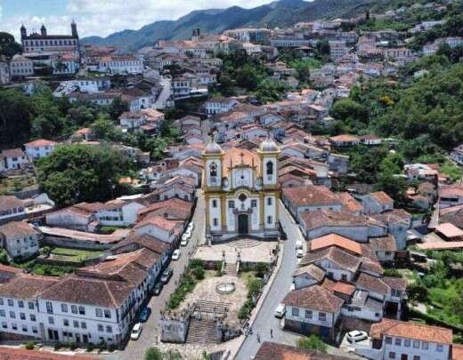 Sinos dobram em Ouro Preto em louvor aos 210 anos da morte de Aleijadinho