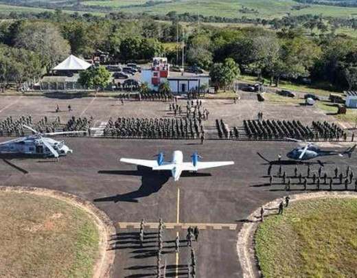 Marinha lidera operaÃ§Ã£o em Furnas com presenÃ§a de agentes de 13 paÃ­ses