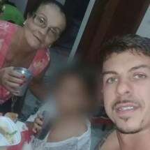 MG: mÃ£e e filho sÃ£o mortos dentro de casa; corpos estavam ensanguentados