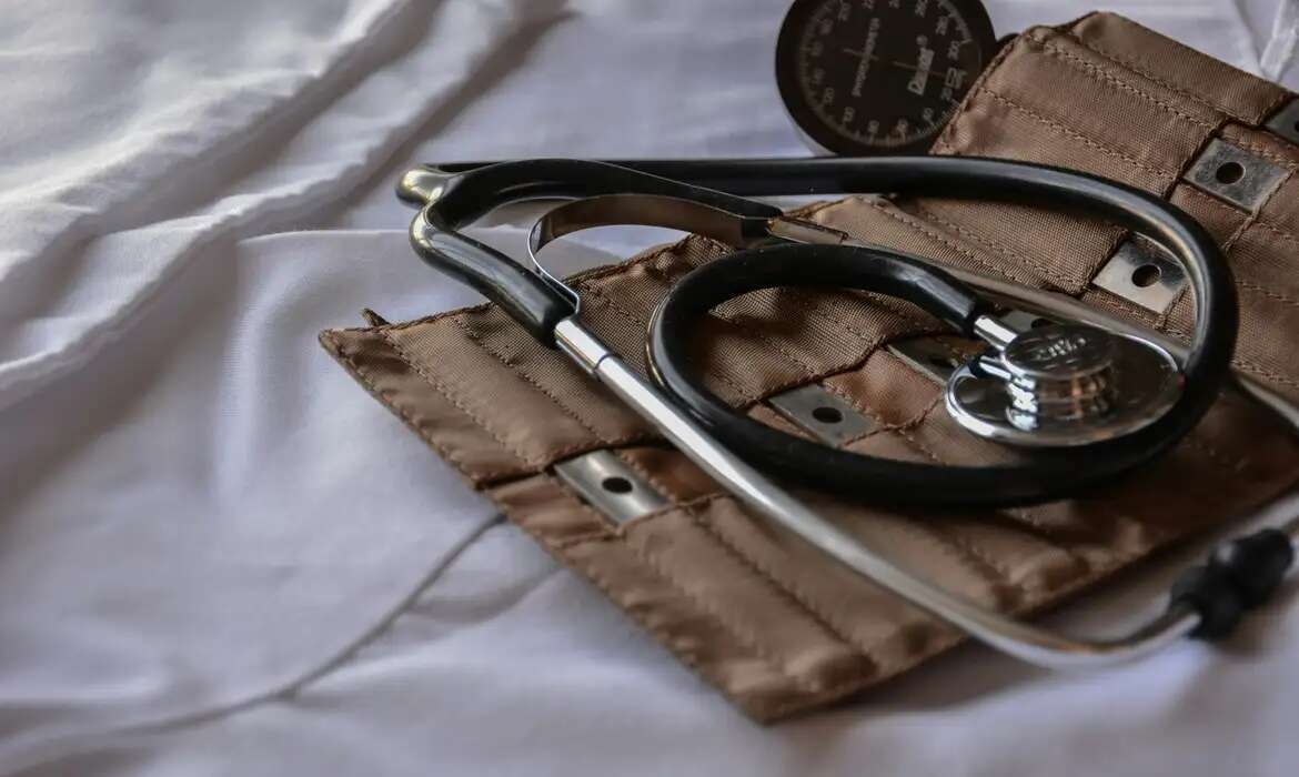 NÃºmero de mÃ©dicos no Brasil aumenta 23,6% de 2019 a 2023