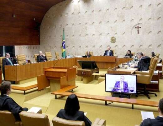 Maioria do STF vota para mudar decisÃ£o, e 7 deputados podem ser trocados