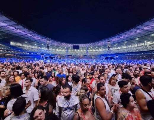 Show de Caetano e BethÃ¢nia no MineirÃ£o reÃºne diferentes geraÃ§Ãµes de fÃ£s