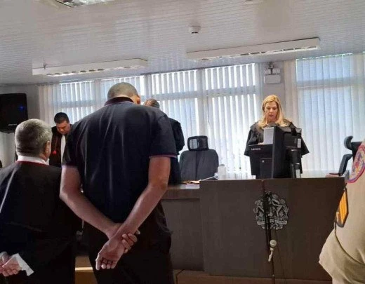 Motorista Ã© condenado a 11 anos de prisÃ£o por morte de duas pessoas em 2015