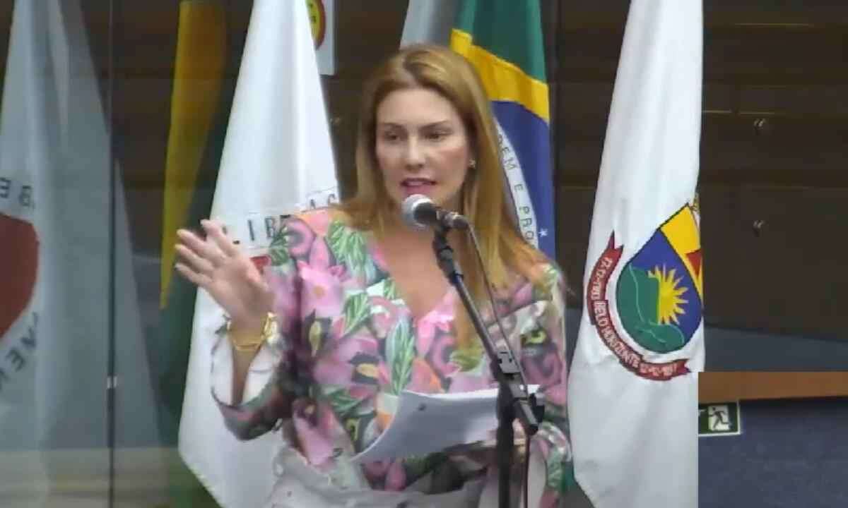 Ao vivo: vereadora reeleita FlÃ¡via Borja participa do 'EM Entrevista'