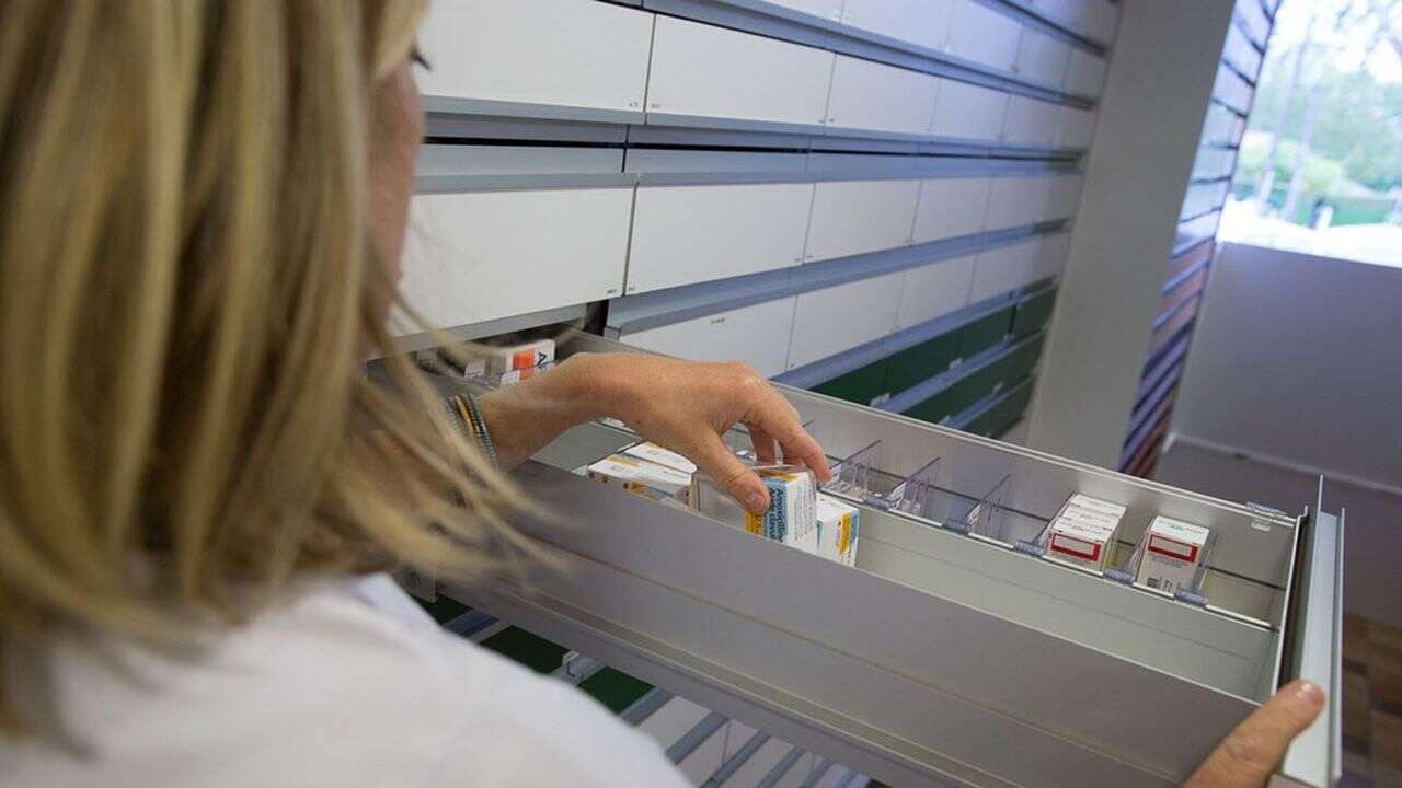 Pénuries de médicaments : pharmaciens et industriels s'engagent à s'organiser