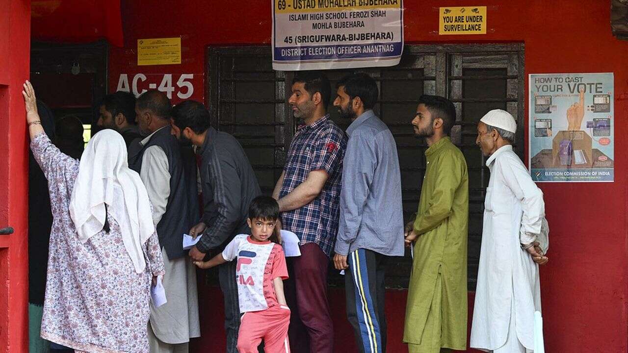 Inde : premières élections en dix ans au Cachemire