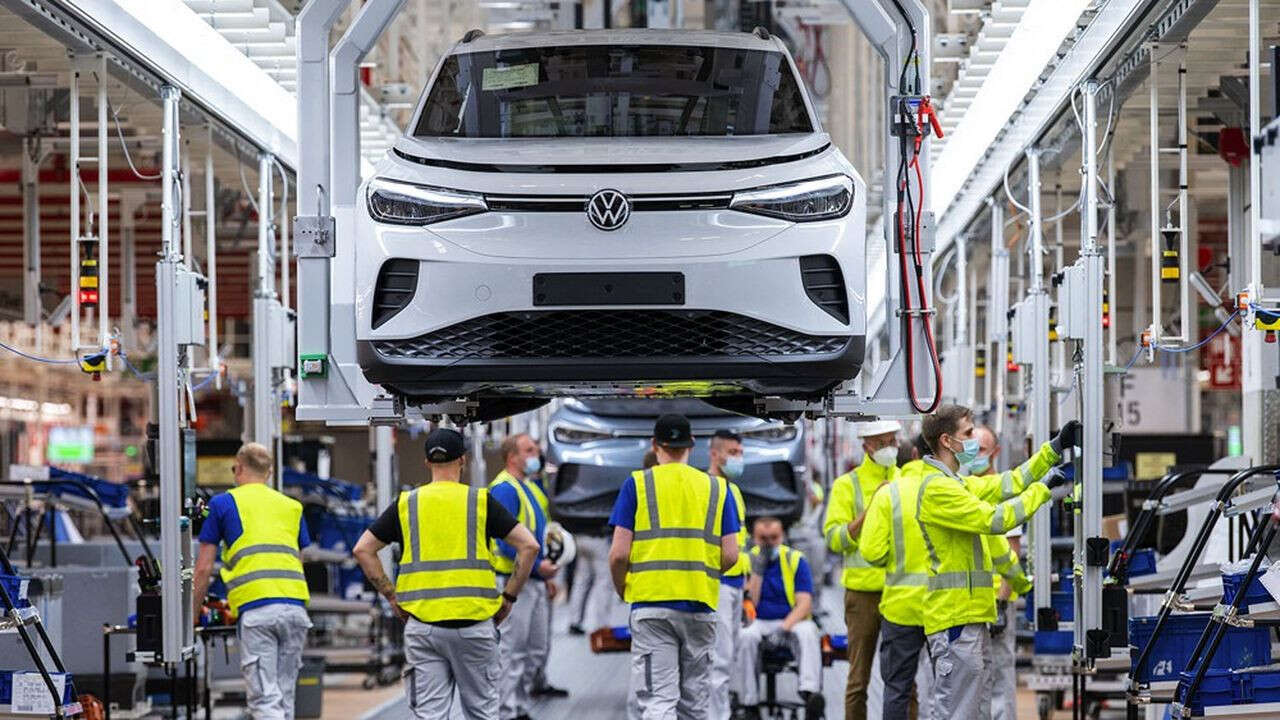 Volkswagen brise un tabou : fermer des usines en Allemagne