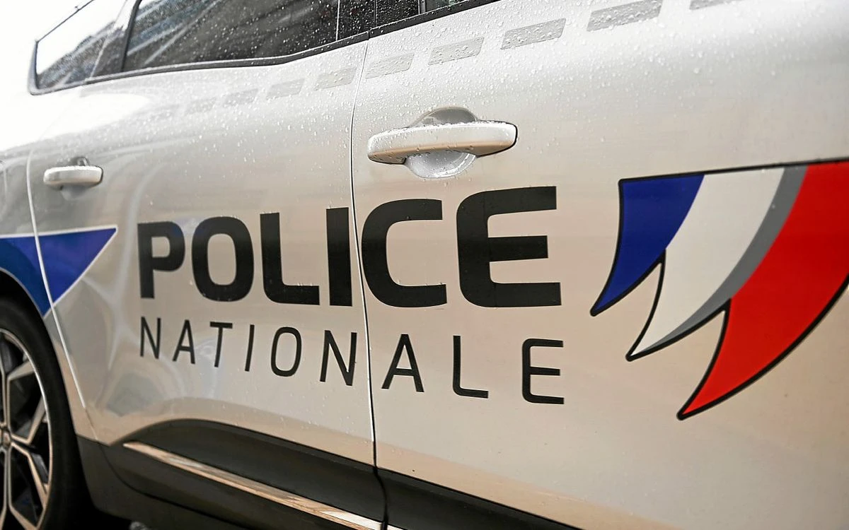 Accidenté, ivre, avec un enfant de 5 ans, il s’en prend aux policiers à Concarneau