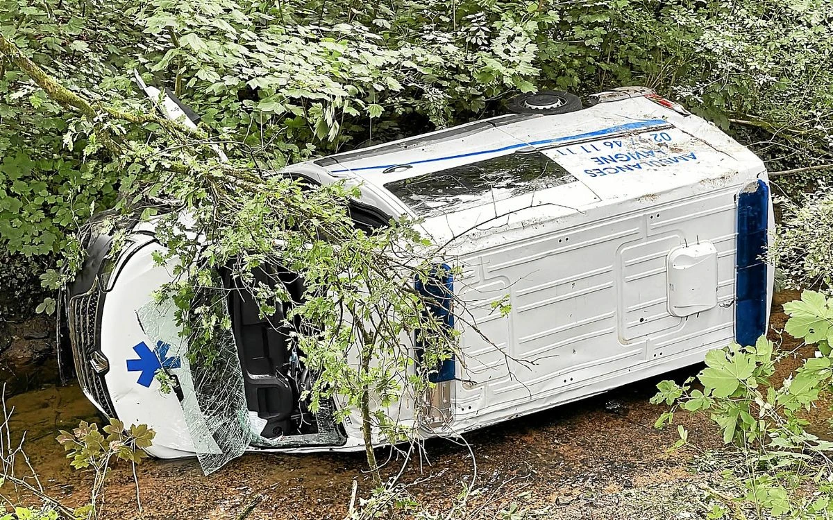 « Je ne me suis pas posé de questions » : à Vannes, une ex-infirmière brestoise a secouru les victimes de l’ambulance tombée dans un ravin