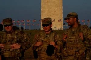 Guardas nacionais dos EUA são enviados da Virgínia Ocidental para Washington