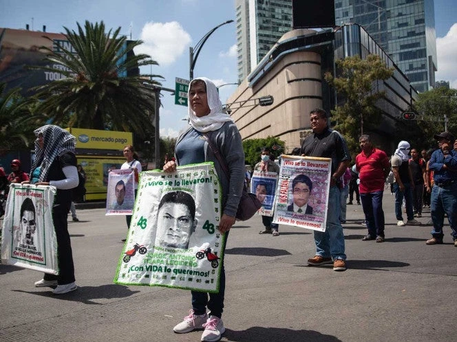 Embajada de EU advierte por protestas por aniversario del caso Ayotzinapa