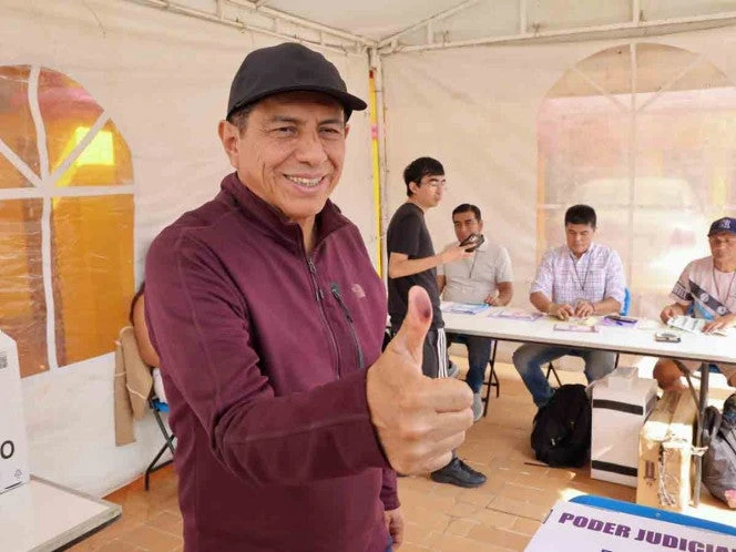 Salomón Jara celebra participación masiva y ordenada en elección judicial en Oaxaca