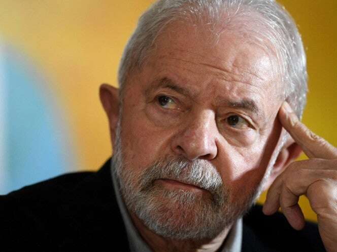 Lula da Silva regresa a Brasilia tras control médico por cirugías