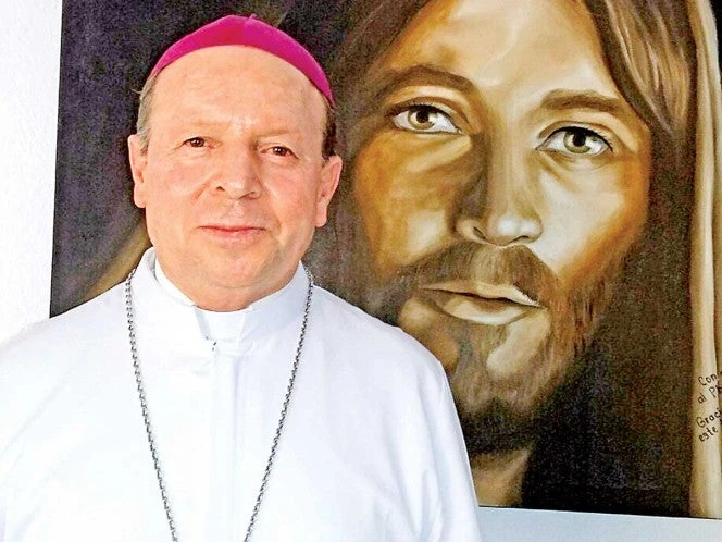 Obispo de Apatzingán acusa a ministros de SCJN de actos de idolatría