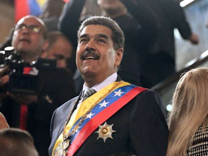 Maduro crea comisión para cambiar la Constitución de Venezuela; será un 