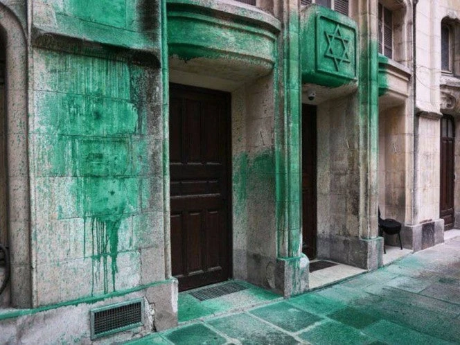 Vandalizan el memorial del Holocausto y varias sinagogas de París
