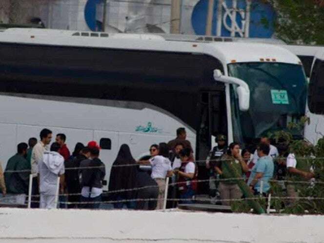 Arriban primeros repatriados al centro de atención de Matamoros