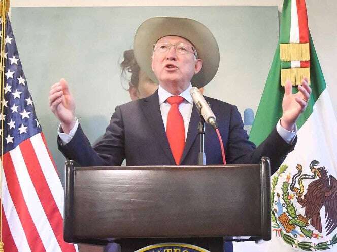 La solución para la migración irregular es el desarrollo del sureste de México: Ken Salazar