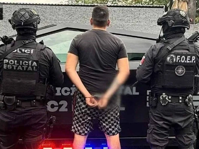 Detienen en Guadalajara a joven que obligaba a comerciantes a vender cigarros ilegales