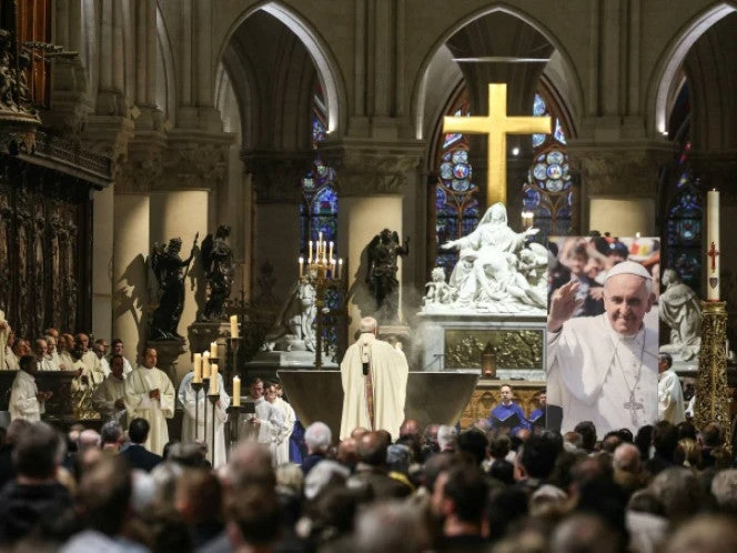 “El papa de los migrantes”: emotiva despedida latinoamericana en la capilla ardiente