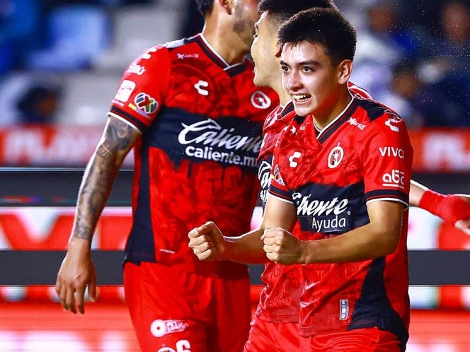 VIDEO: Gilberto Mora anota golazo de cabeza