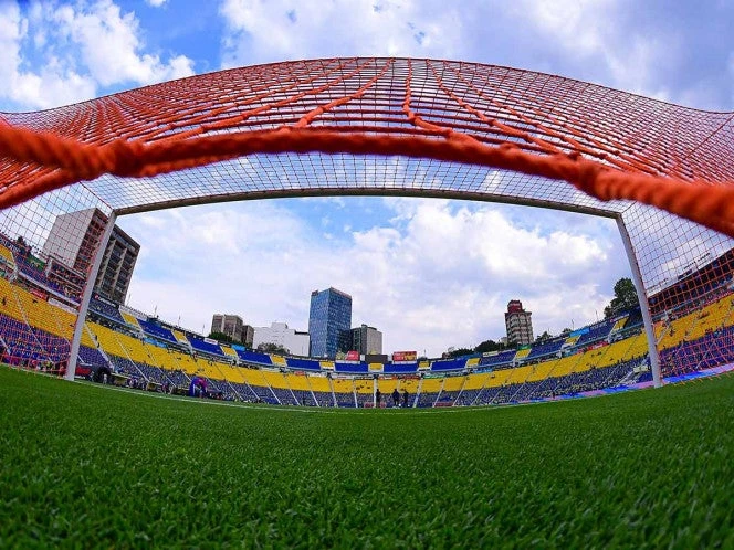 'Maldición' en el Ciudad de los Deportes no respeta género