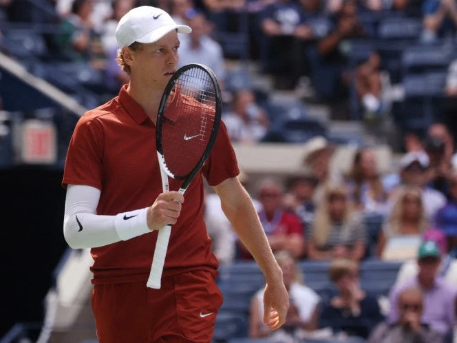 Sinner avanza a Octavos tras perder su primer set en US Open 