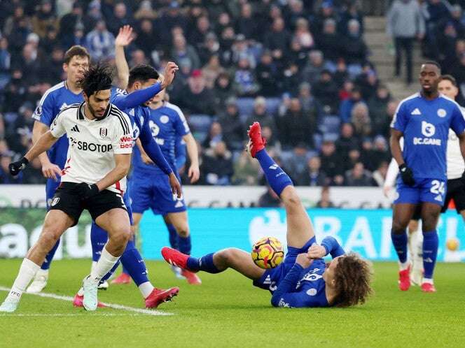 Raúl Jiménez brilla en el triunfo del Fulham