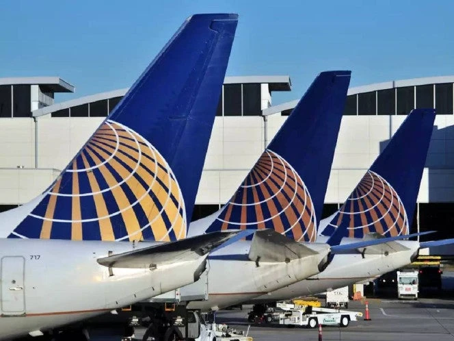 United Airlines suspende todos sus despegues en EU por falla técnica