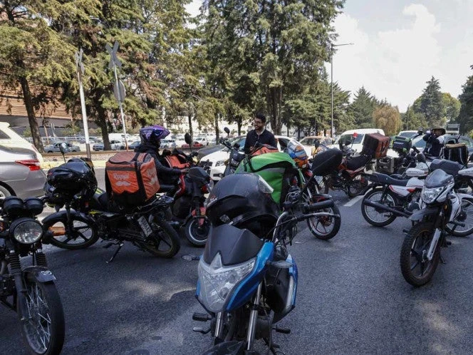 Repartidores de Uber y más plataformas tendrán aguinaldo, vacaciones y otros derechos