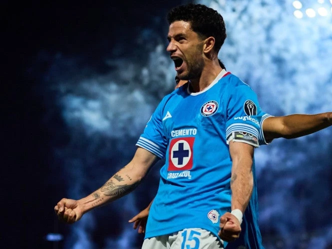 Cruz Azul doma a 'La Fiera' y James Rodríguez; van a Semifinales
