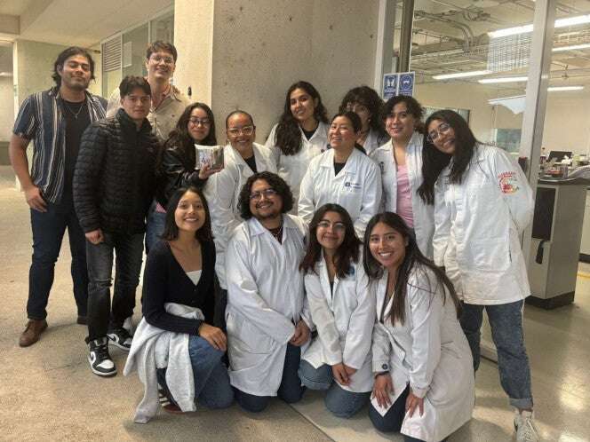 Jóvenes mexicanos desarrollan proteína sintética que busca prevenir la diabetes