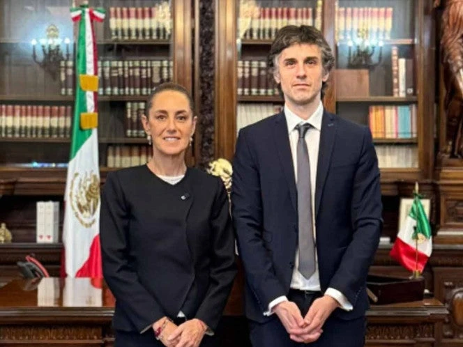 Claudia Sheinbaum recibe al abogado de Pedro Castillo en Palacio Nacional