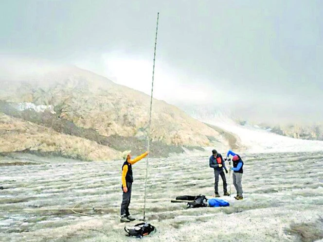 Nieve de Alpes suizos se derrite precozmente