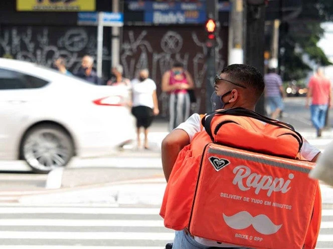 Reforma a apps digitales causa descontento; trabajadores critican falta de claridad