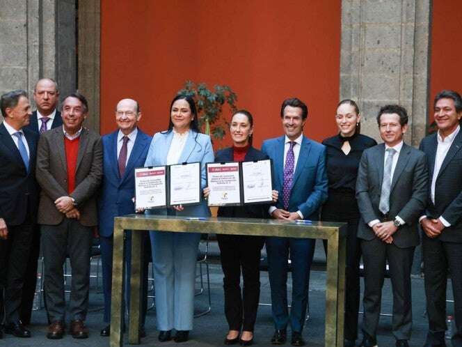 Sheinbaum firma convenio de rehabilitación para personas con discapacidad con Teletón