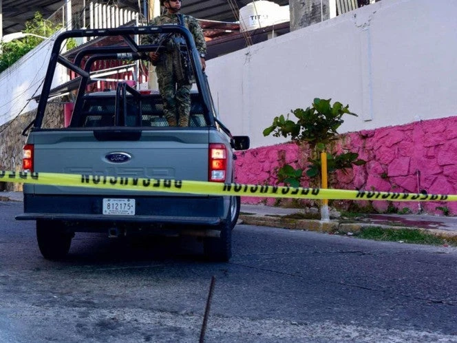 Grupo armado irrumpe en comunidad cerca de Acapulco y dispara contra casas
