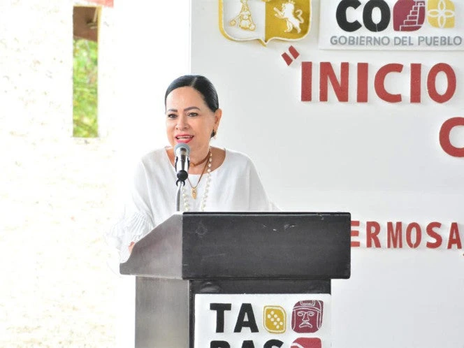 VIDEO: 'Tengan hijos y no mascotas', pide titular de la SEP en Tabasco a jóvenes