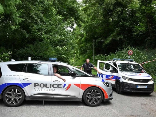 ¿Asesino serial? Mujer halla a un hombre degollado y eviscerado en Francia